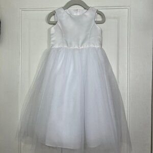 PRE-OWNED - David's Bridal Girls White Flower Girl or Communion Dress Size 2T